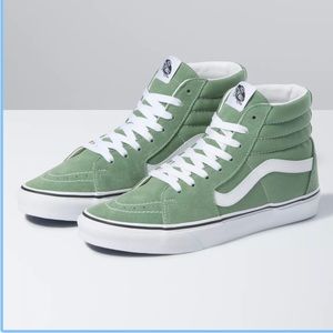 SK8 - HI women’s shale green high top Vans